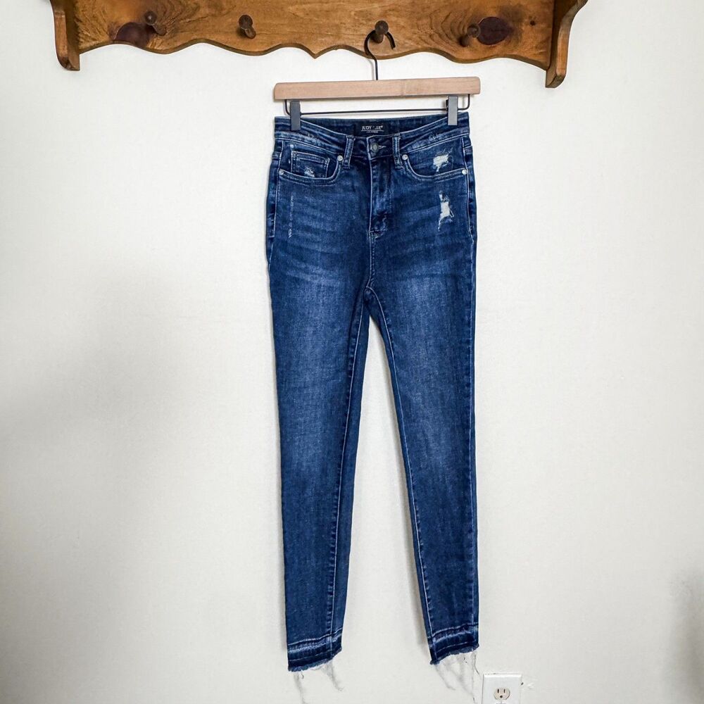 Judy Blue High Waisted Dark Wash Skinny Fit Denim Distressed Jeans